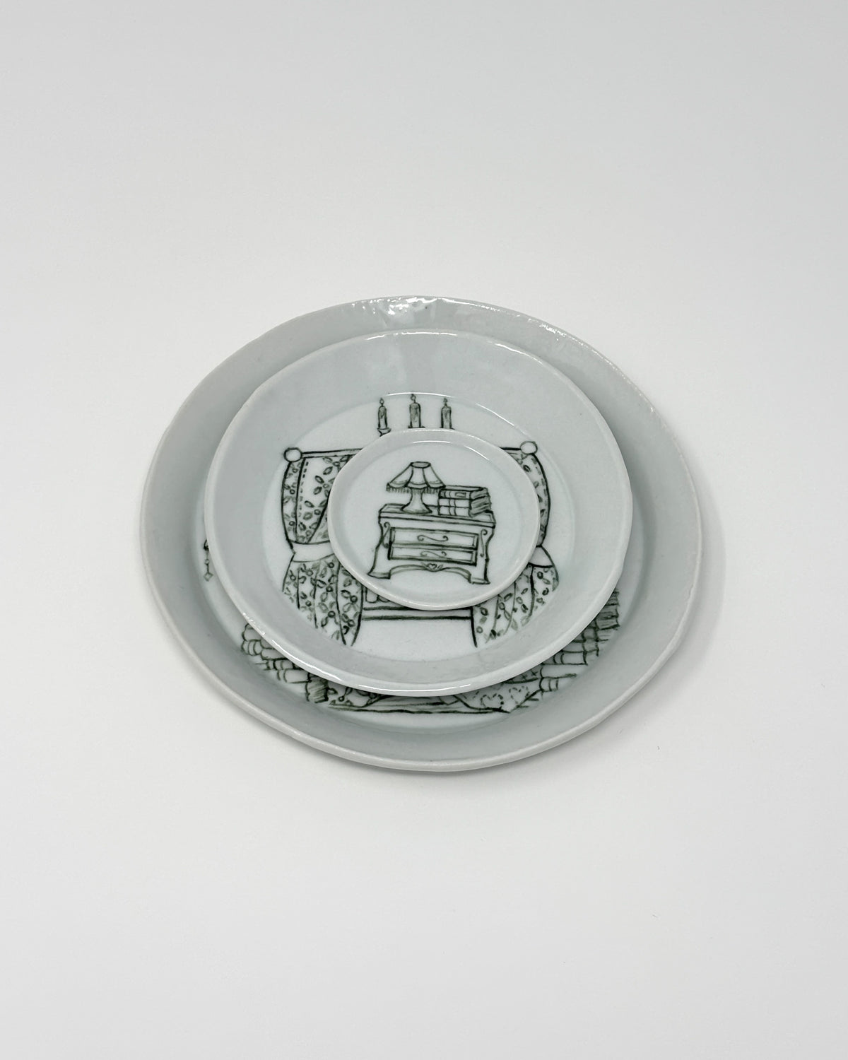 Dollhouse Bedroom Plate Set