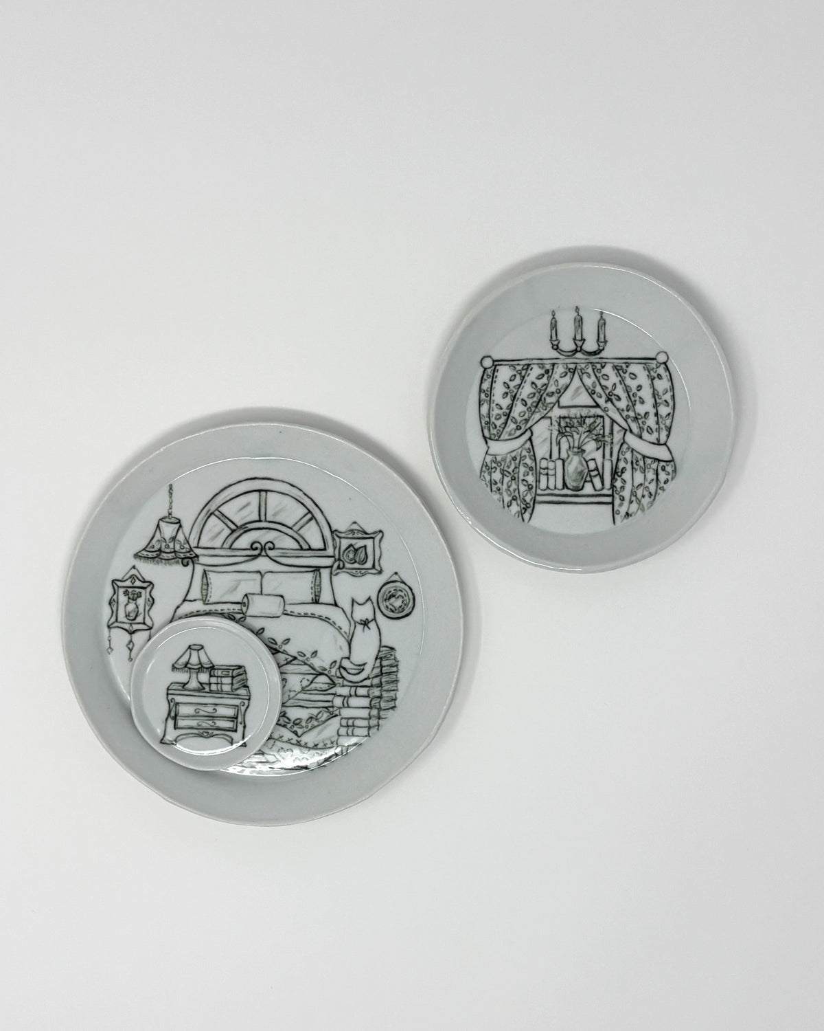 Dollhouse Bedroom Plate Set